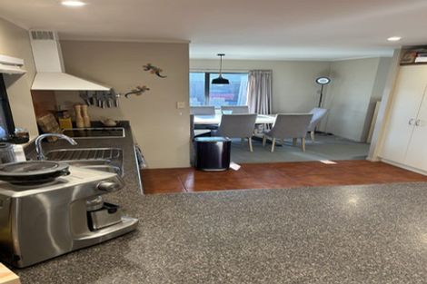 Photo of property in 6 Owhatiura Drive, Lynmore, Rotorua, 3010