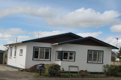 Photo of property in 128 Miranda Street, Stratford, 4332