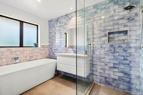 Photo of property in 98a Pukekohe East Road, Pukekohe, 2677