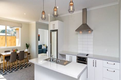 Photo of property in 2 Dame Nganeko Drive, Glenbrook, 2681