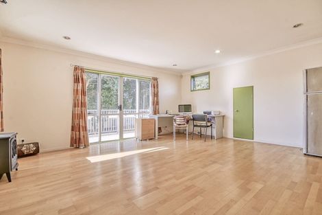 Photo of property in 9a Waterfront Road, Mangere Bridge, Auckland, 2022