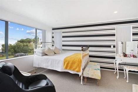 Photo of property in 7 Crispe Road, Clarks Beach, 2122