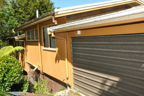 Photo of property in 44 Valley View Road, Glenfield, Auckland, 0629