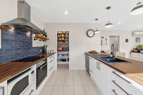 Photo of property in 12 Kawakawa Street, Pegasus, 7612