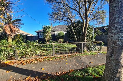 Photo of property in 19 Willis Street, Bader, Hamilton, 3206