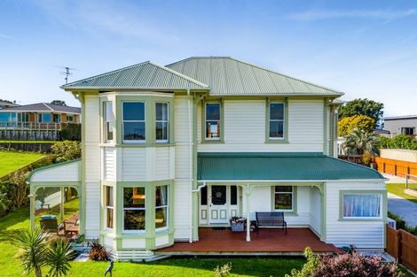 Photo of property in 30a Pohutukawa Place, Bell Block, New Plymouth, 4312