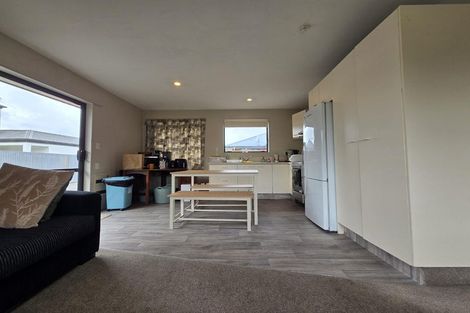 Photo of property in 2/76 Wharenui Road, Upper Riccarton, Christchurch, 8041