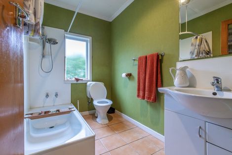 Photo of property in 34 Queen Street, Dannevirke, 4930