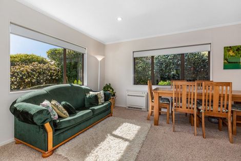 Photo of property in 94 Cedar Drive, Paraparaumu Beach, Paraparaumu, 5032