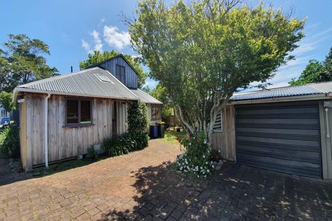 Photo of property in 1/178 Onewa Road, Birkenhead, Auckland, 0626