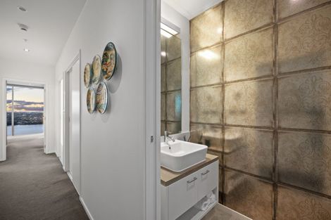 Photo of property in Sentinel Apartments, 2703/3 Northcroft Street, Takapuna, Auckland, 0622