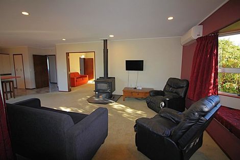 Photo of property in 24 Gunn Street, Te Anau, 9600