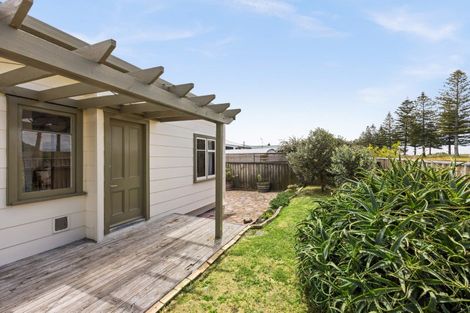 Photo of property in 120a Te Awa Avenue, Te Awa, Napier, 4110