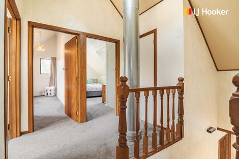 Photo of property in 27 Glenross Street, Glenross, Dunedin, 9011