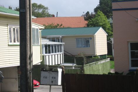 Photo of property in 1/2 Pine Street, New Lynn, Auckland, 0600