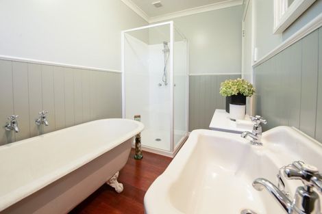 Photo of property in 40 Church Street, Oxford, 7430