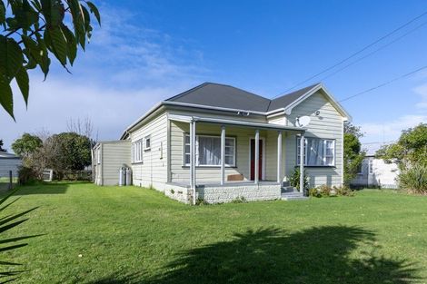 Photo of property in 140 Hakanoa Street, Huntly, 3700