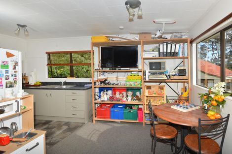 Photo of property in 18 Tikorangi Place, Morningside, Whangarei, 0110