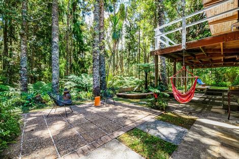 Photo of property in 30 Kopiko Road, Titirangi, Auckland, 0604
