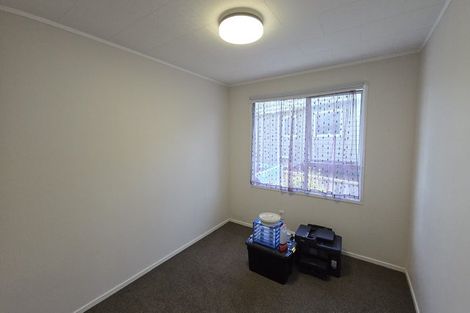 Photo of property in 68 Hutchinsons Road, Bucklands Beach, Auckland, 2014