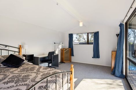 Photo of property in 23 Glenora Place, Hornby, Christchurch, 8042