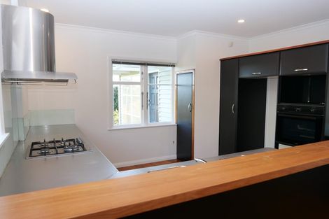 Photo of property in 14 Hillcrest Road, Raumati South, Paraparaumu, 5032