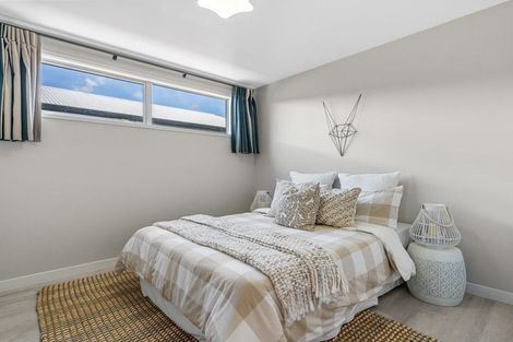 Photo of property in 18 Saint Pauls Drive, Brookfield, Tauranga, 3110