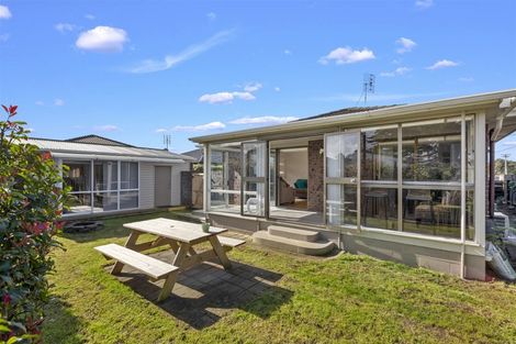 Photo of property in 42b Edward Avenue, Orewa, 0931