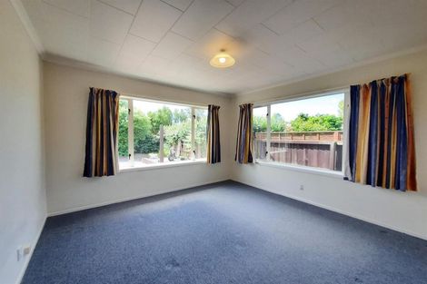Photo of property in 2/200 Withells Road, Avonhead, Christchurch, 8042