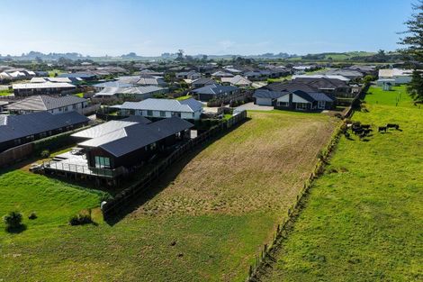 Photo of property in 8 Dram Way, Waipu, 0510