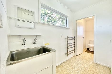 Photo of property in 20 Karaka Street, New Lynn, Auckland, 0600