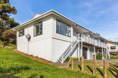 Photo of property in 49a Albatross Close, Whitby, Porirua, 5024
