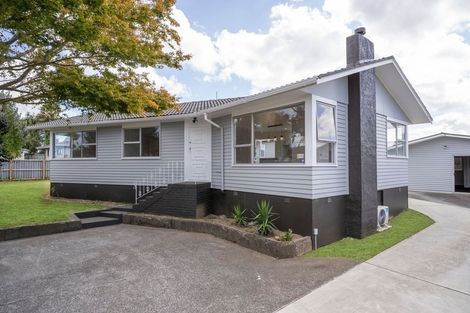 Photo of property in 10 Benmore Place, Manurewa, Auckland, 2102