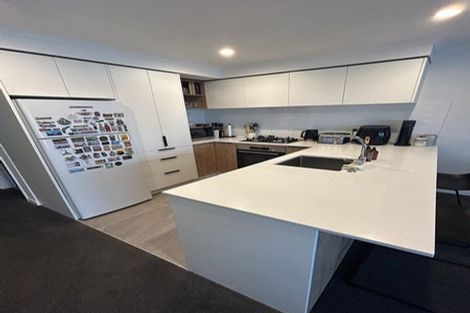 Photo of property in 104/30 Shortfin Place, Flat Bush, Auckland, 2019
