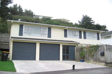 Photo of property in 16 Stonefield Place, Johnsonville, Wellington, 6037