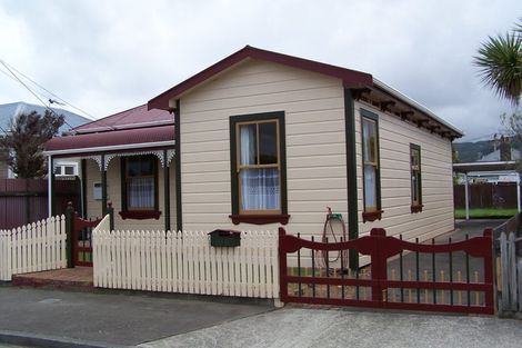 Photo of property in 9 King Street, Petone, Lower Hutt, 5012