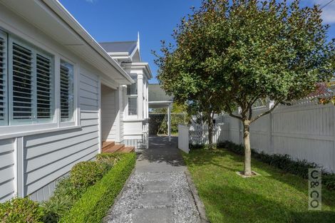 Photo of property in 25 George Street, Riverhead, 0820