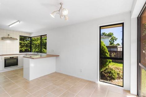 Photo of property in 183b Walter Strevens Drive, Conifer Grove, Takanini, 2112