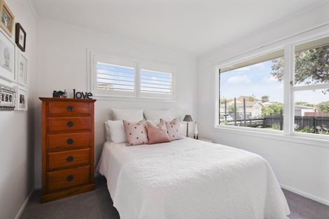 Photo of property in 25 Pandora Street, North New Brighton, Christchurch, 8083