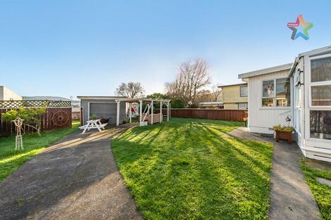 Photo of property in 47 Shearer Crescent, Naenae, Lower Hutt, 5011