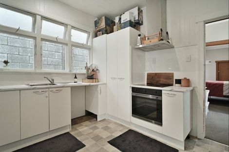 Photo of property in 402c Queen Street East, Hastings, 4122