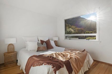 Photo of property in 38 Mcchesney Road, Arthurs Point, Queenstown, 9371