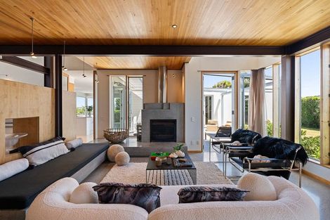 Photo of property in 6 Stormanstown Way, Seatoun, Wellington, 6022