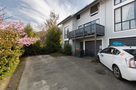 Photo of property in 4 Sainsbury Road, Fernhill, Queenstown, 9300