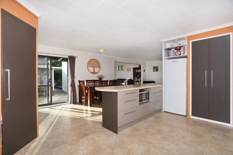 Photo of property in 146 Parewanui Road, Bulls, 4894