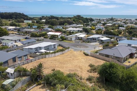 Photo of property in 106 Mountain View Terrace End, Otaki Beach, Otaki, 5512