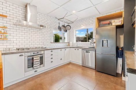 Photo of property in 190 Great South Road, Drury, 2113