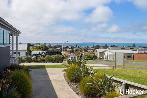 Photo of property in 26 Tohora View, Waihi Beach, 3611