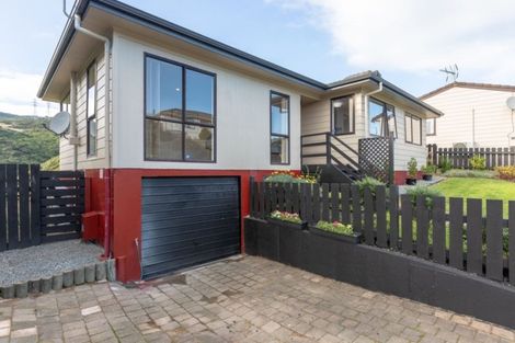 Photo of property in 31 Nassau Avenue, Grenada North, Wellington, 5028