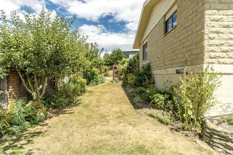 Photo of property in 74 Aronui Road, Bridge Hill, Alexandra, 9320